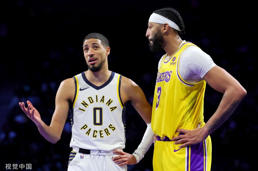 这个年轻的 这个年轻的